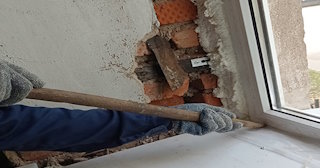 Демонтаж оконных откосов по выгодной цене от 529 руб. в Тайшете - Сварной-Тшт